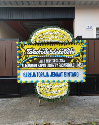 Papan Bunga Duka di Parung Panjang